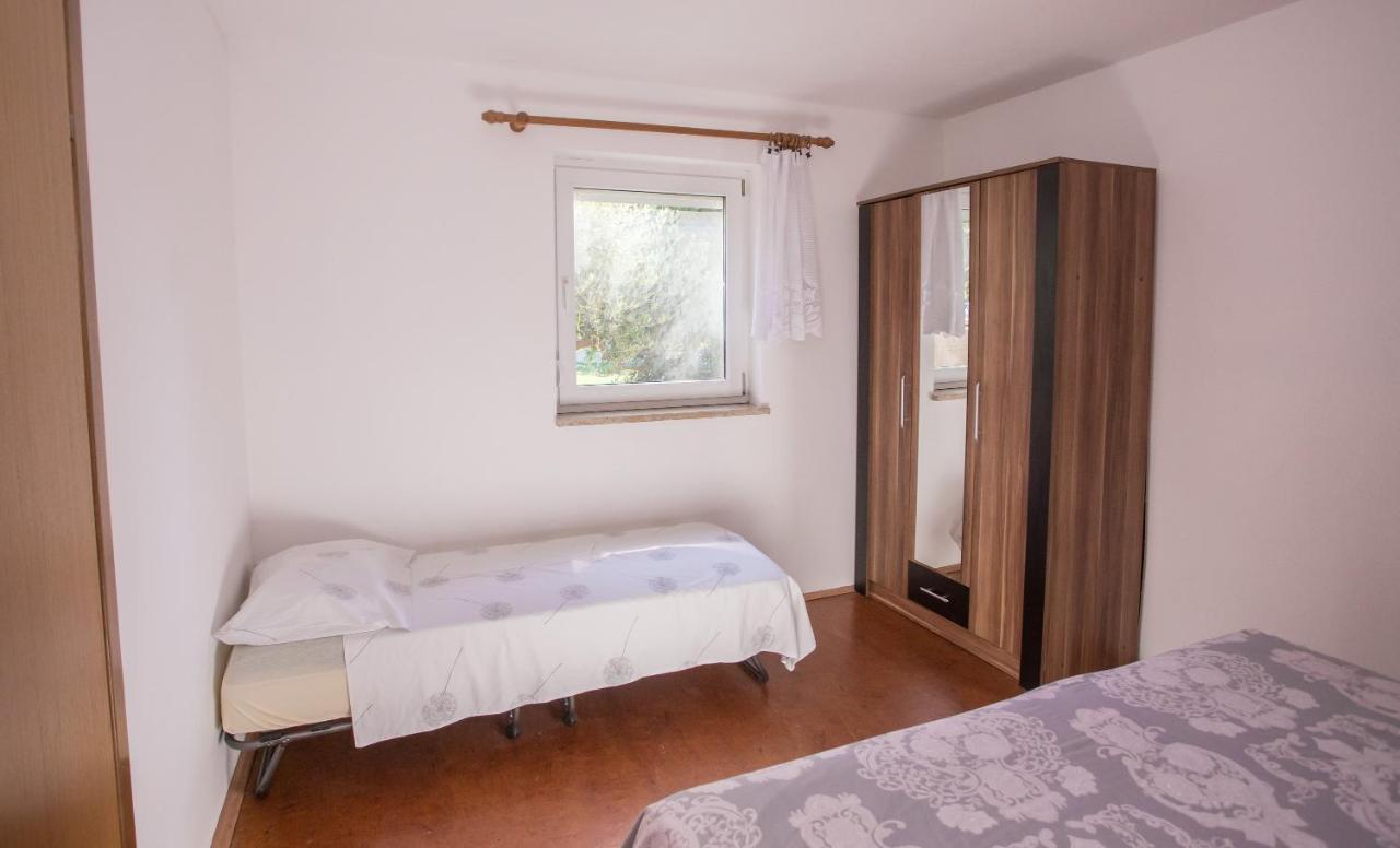 Ema-Dany Apartment Porec Ngoại thất bức ảnh