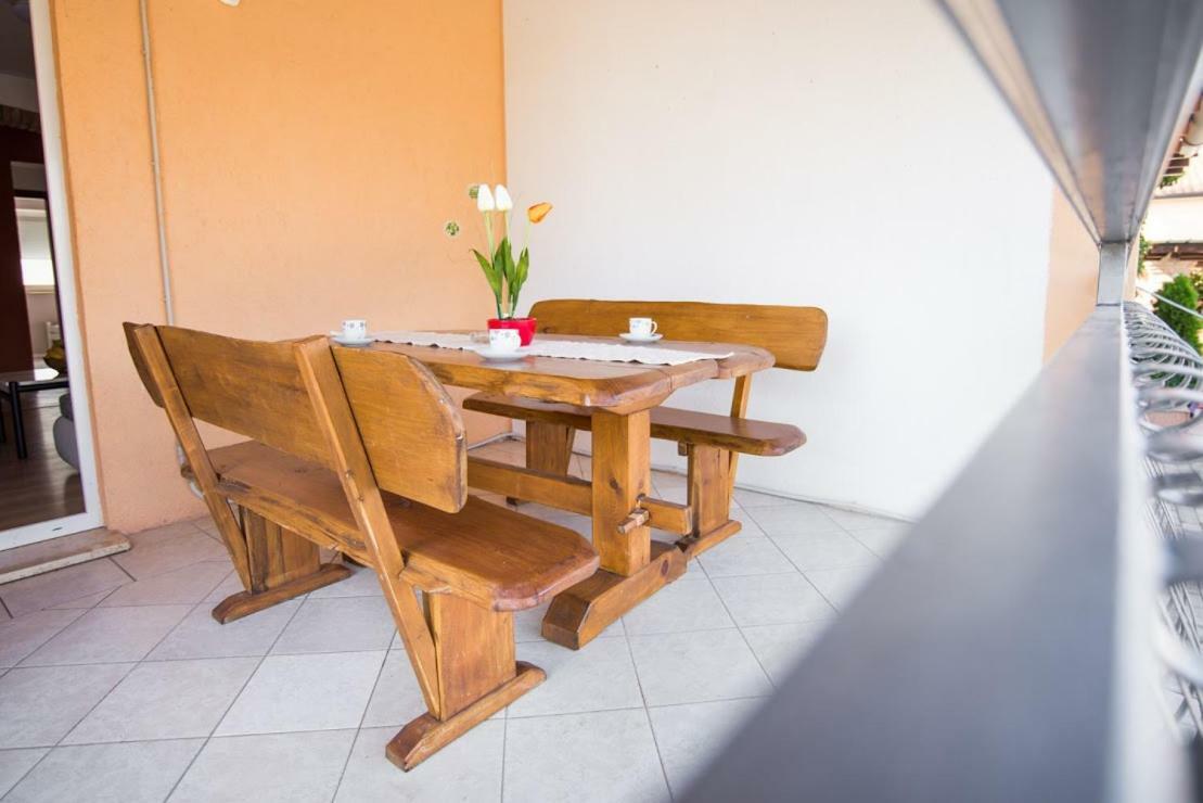 Ema-Dany Apartment Porec Ngoại thất bức ảnh